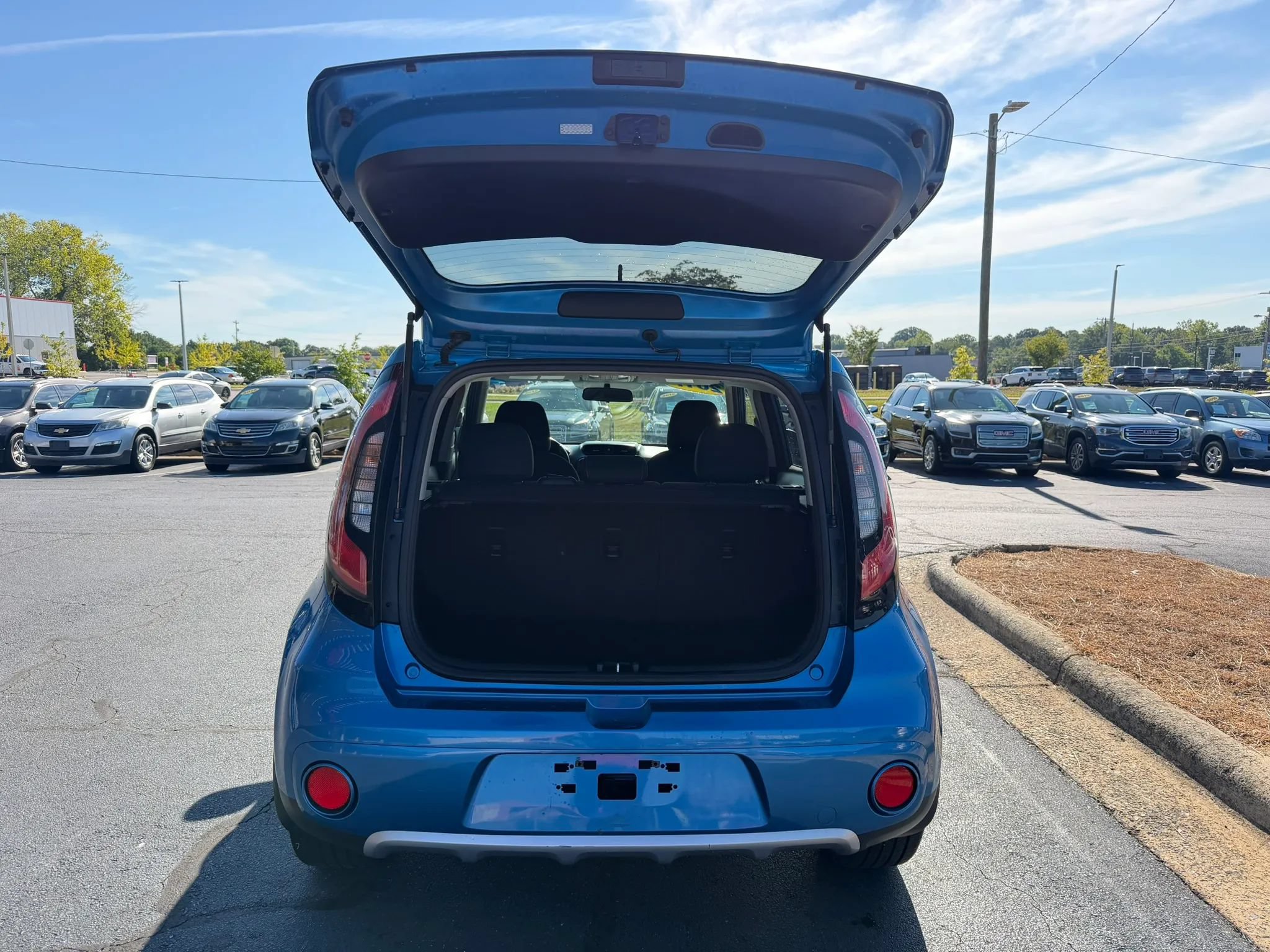 Used 2017 Kia Soul + w/ Designer's Package FWD image 24