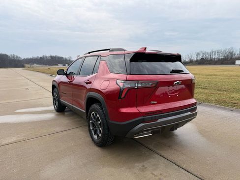 Used 2025 Chevrolet Equinox ACTIV image 8