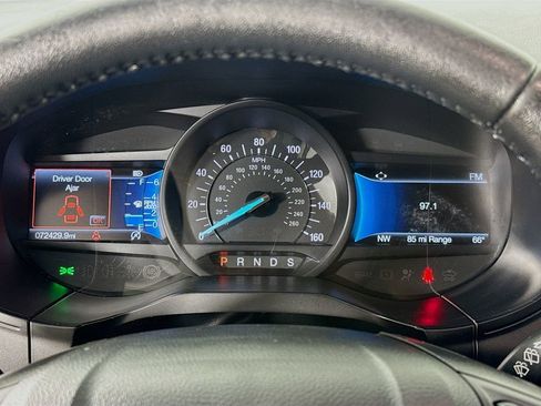 Used 2022 Ford Edge Titanium image 12