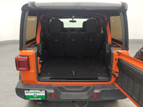 Used 2018 Jeep Wrangler Unlimited Sport S AWD/4WD image 29