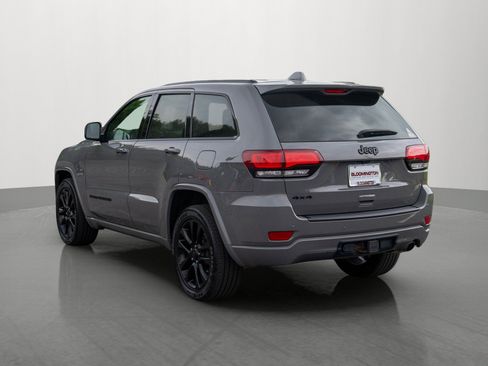 Used 2021 Jeep Grand Cherokee Laredo X AWD/4WD image 5