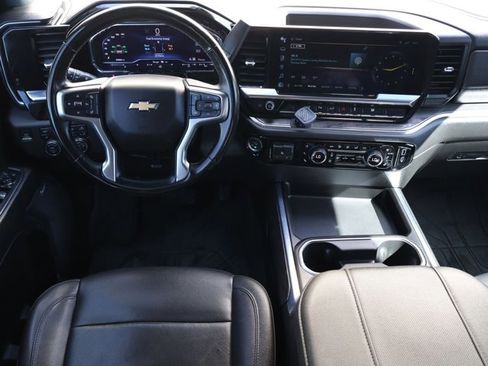 Used 2024 Chevrolet Silverado 2500 LTZ w/ LTZ Convenience Package AWD/4WD image 20