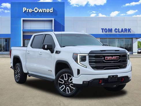 Certified 2025 GMC Sierra 1500 AT4 w/ AT4 Premium Package image 36