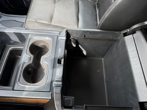 Used 2017 Chevrolet Silverado 1500 LTZ image 33