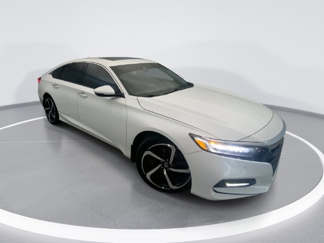Used 2019 Honda Accord Touring image 1