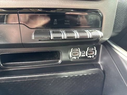 Used 2020 RAM 1500 Big Horn image 17