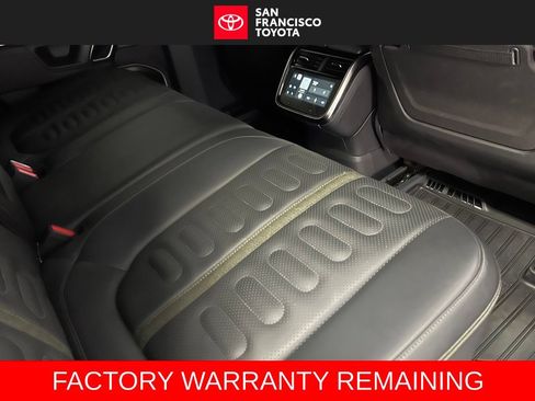 Used 2022 Rivian R1T Adventure AWD/4WD image 20