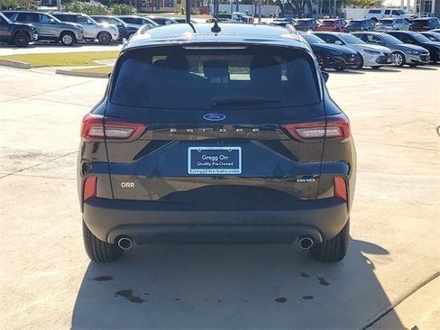 Used 2025 Ford Escape ST-Line Elite image 10