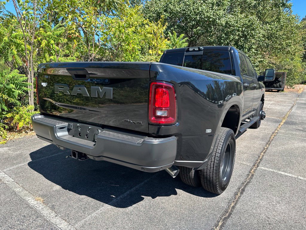 Used 2026 RAM 3500 Tradesman AWD/4WD image 3