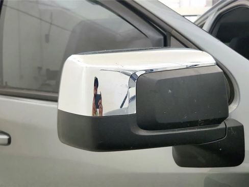 Used 2021 Chevrolet Silverado 1500 LT AWD/4WD image 18