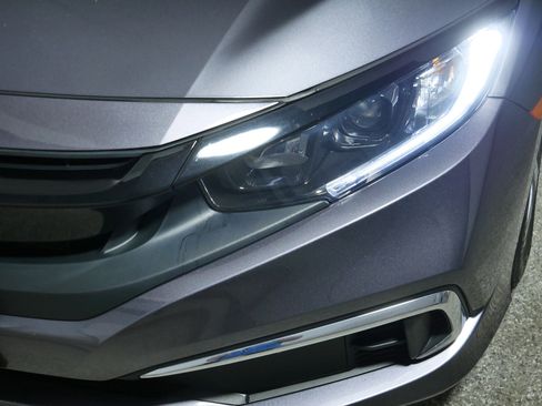 Used 2020 Honda Civic LX image 16