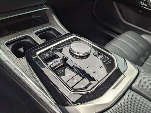 Used 2025 BMW 740i 740i image 26