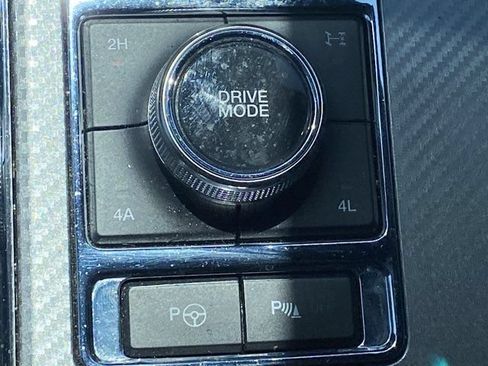 Used 2021 Ford Expedition Limited AWD/4WD image 33