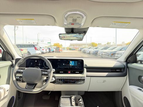 Used 2025 Hyundai Ioniq 5 Limited image 20