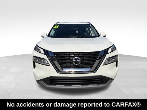 Used 2021 Nissan Rogue SV w/ Premium Package image 2