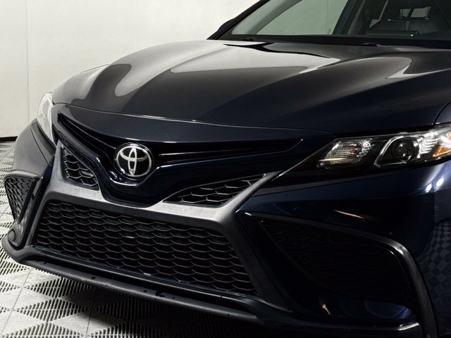Used 2021 Toyota Camry SE FWD image 10