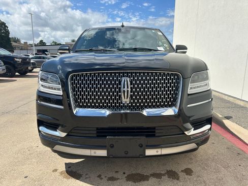 Used 2021 Lincoln Navigator Reserve w/ Luxury Package AWD/4WD image 2