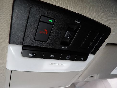 Used 2023 Nissan Altima 2.5 SR w/ SR Premium Package FWD image 26