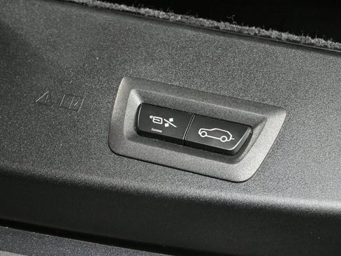 Used 2019 Rolls-Royce Cullinan image 64