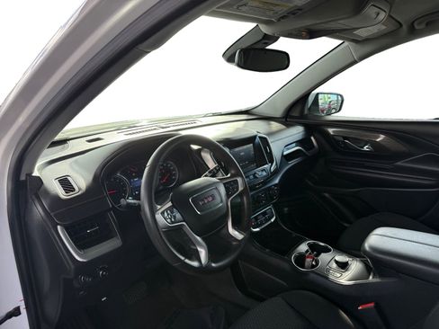 Used 2023 GMC Terrain SLE w/ Driver Convenience Package image 7