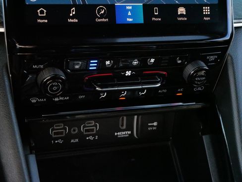 Used 2023 Jeep Grand Cherokee Trailhawk w/ Advanced Protech Group II AWD/4WD image 23