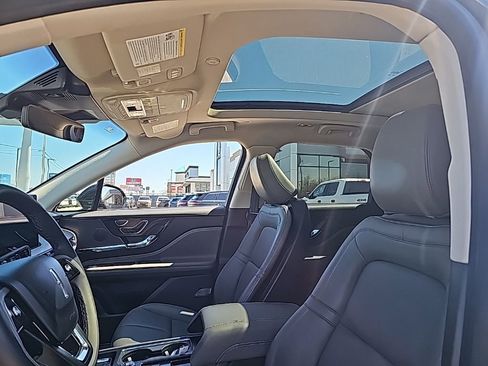 Used 2024 Lincoln Corsair AWD w/ Equipment Group 101A image 13