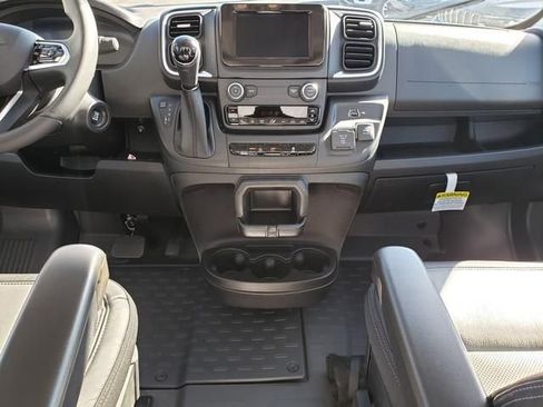 New 2026 RAM ProMaster 2500 w/ Quick Order Package 22G SLT FWD image 8