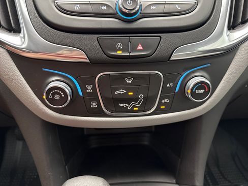 Certified 2024 Chevrolet Equinox LS w/ LPO, Floor Liner Package image 18