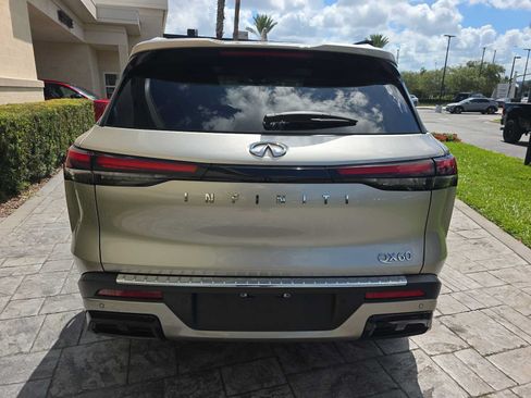 Used 2023 INFINITI QX60 Luxe w/ Performance Audio Package FWD image 5