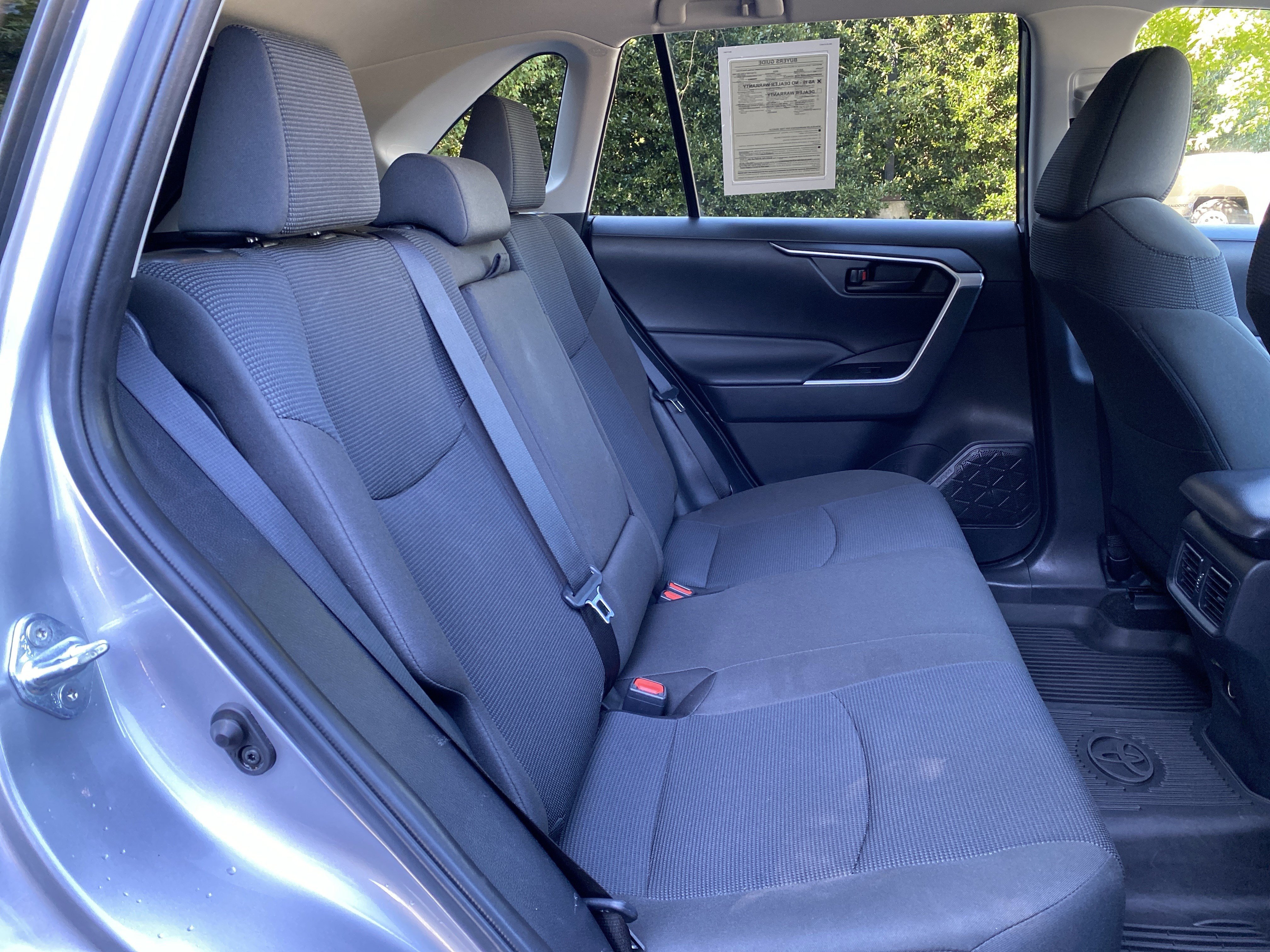 Used 2024 Toyota RAV4 LE FWD image 33