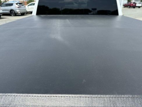 Used 2023 GMC Sierra 1500 AT4 image 7