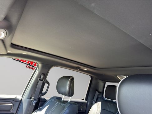 Used 2019 RAM 1500 Limited AWD/4WD image 4