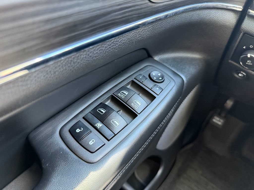 Used 2022 Jeep Grand Cherokee Limited RWD image 13