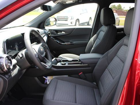 New 2027 Chevrolet Equinox LT w/ Safety and Technology Package FWD image 16