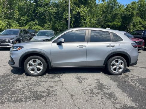 Used 2023 Honda HR-V LX image 2
