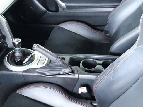 Used 2015 Subaru BRZ Limited RWD image 17