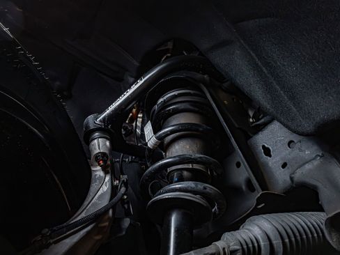 Used 2025 GMC Yukon Denali w/ Denali Reserve Package image 14