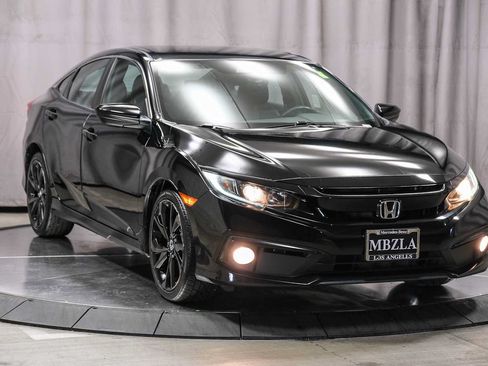 Used 2019 Honda Civic Sport image 5