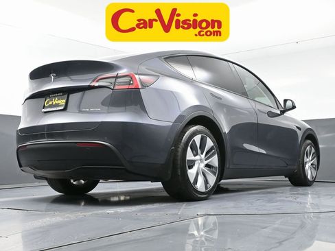 Used 2021 Tesla Model Y Long Range image 55