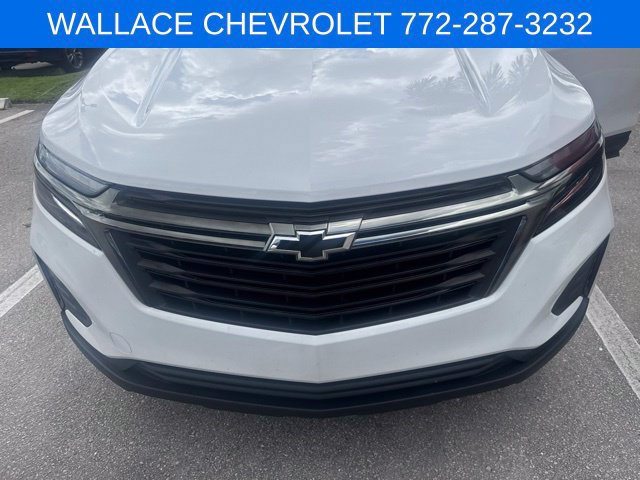 Used 2023 Chevrolet Equinox LS w/ LS Convenience Package FWD image 2