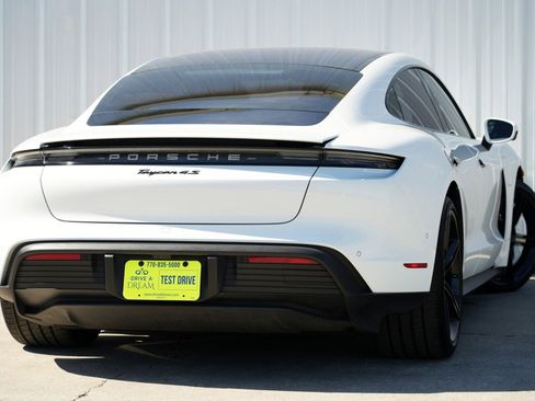 Used 2020 Porsche Taycan 4S w/ Premium Package image 5