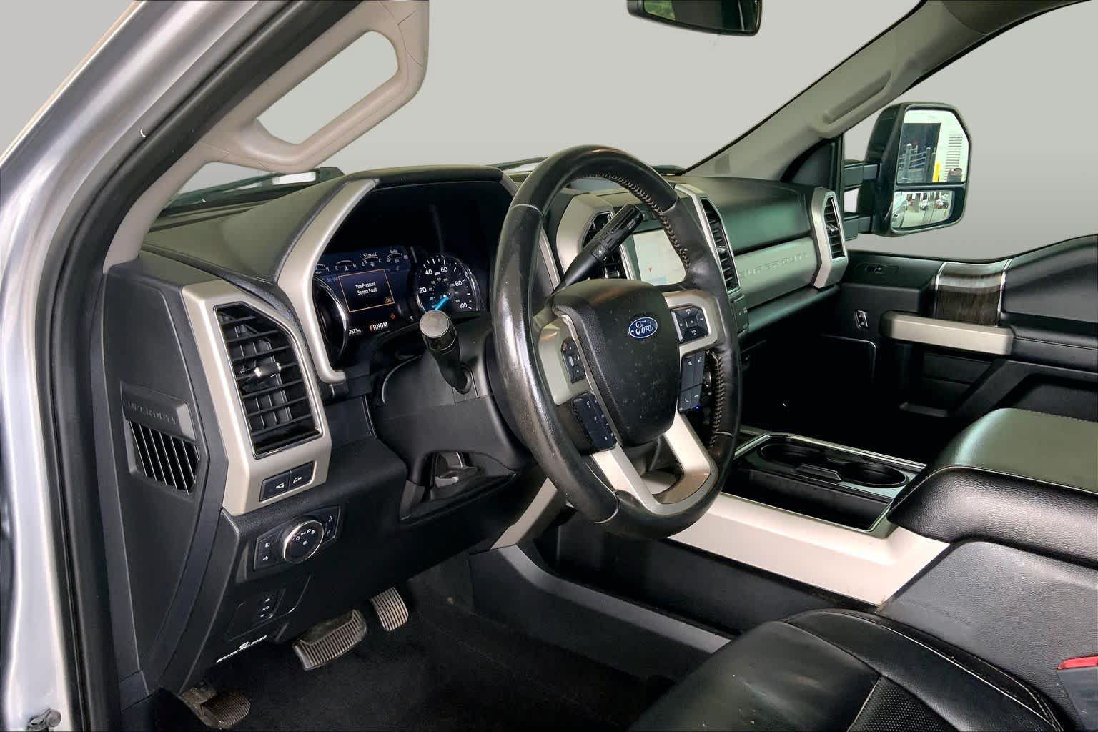 Used 2020 Ford F250 Lariat AWD/4WD image 17