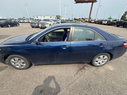 Used 2009 Toyota Camry FWD image 4