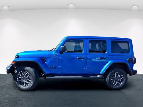 New 2026 Jeep Wrangler Unlimited Sahara AWD/4WD image 5