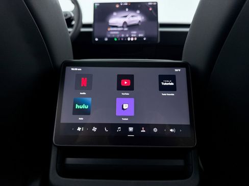 Used 2024 Tesla Model 3 Performance image 27