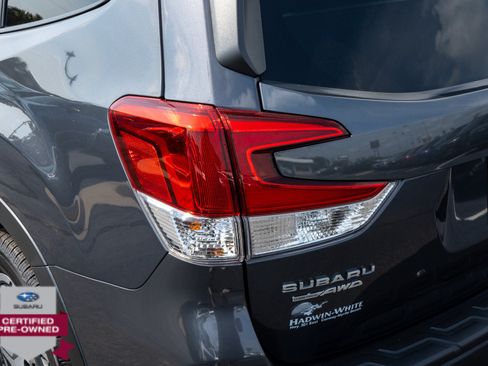 Certified 2023 Subaru Forester Premium AWD/4WD image 10