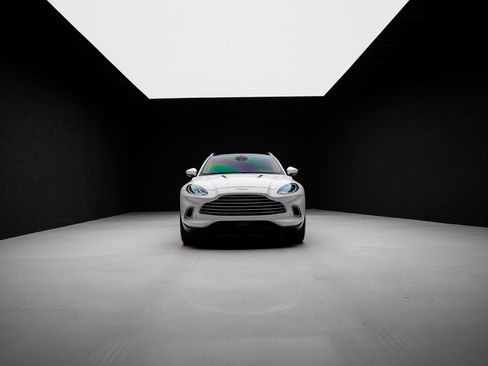 Used 2023 Aston Martin DBX AWD/4WD image 85