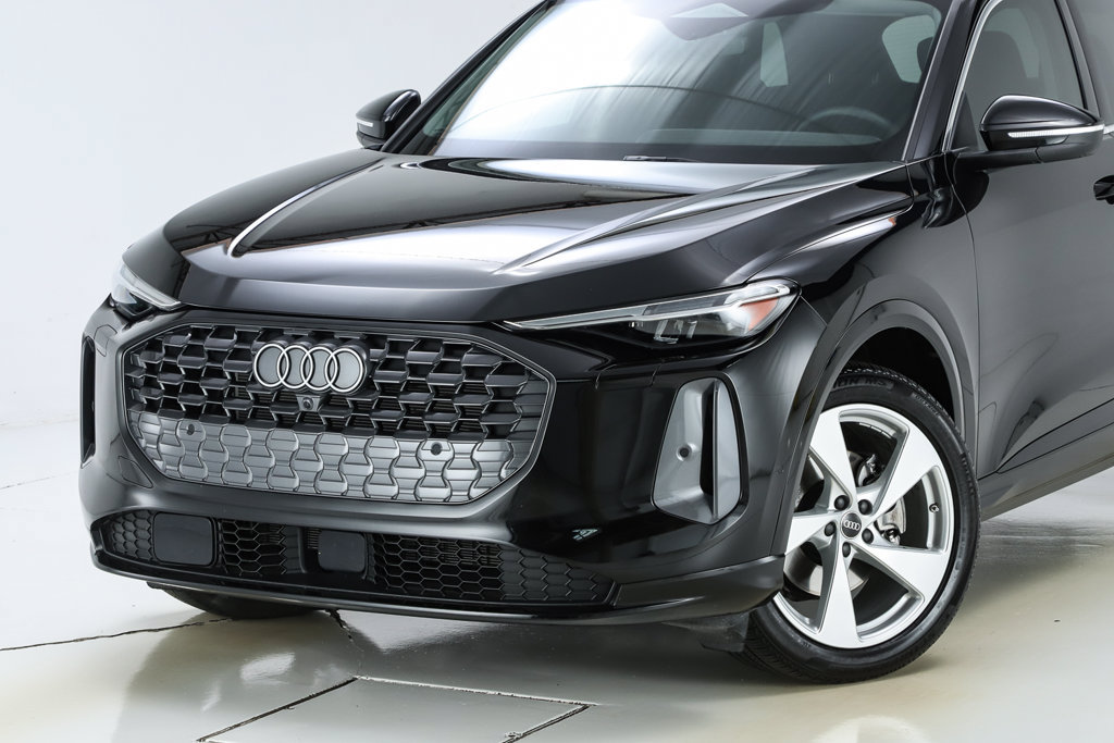 Used 2025 Audi Q5 Prestige AWD/4WD image 3