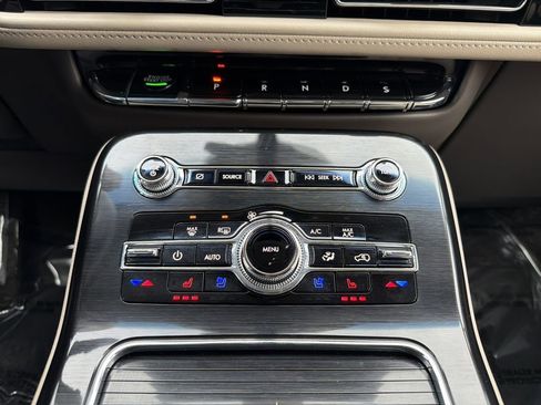 Certified 2022 Lincoln Nautilus Reserve w/ Equipment Group 202A image 27