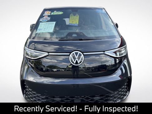 Used 2025 Volkswagen ID. Buzz Pro S RWD image 3